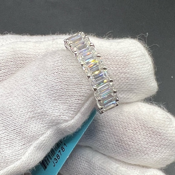 925 Sterling Silver 6.30CT MOISSANITE eternity band ring size 5 - Picture 7 of 17